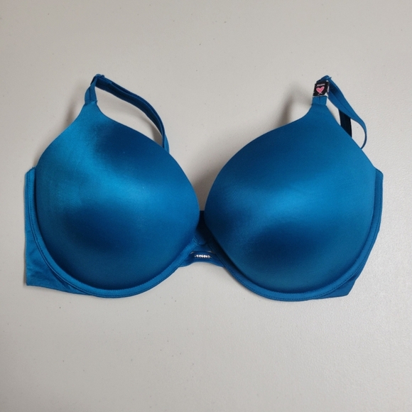 Victoria's Secret NWT Very Sexy Smoth Push Up Bra Size 36DDD. - Picture 4 of 14